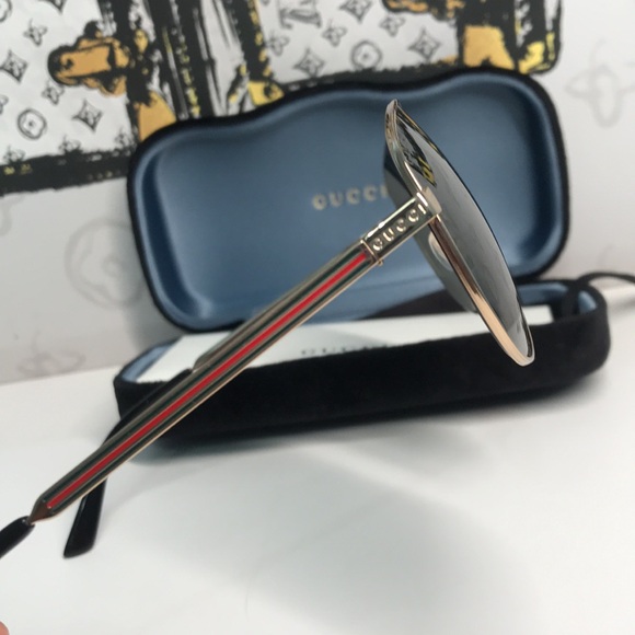 ✨ Brand New Gucci GG0137S 002 Aviator Sunglasses – Gold Frame with Grey Lenses ✨ - Picture 11 of 13